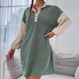 SHEIN Textured Green and Cream Top